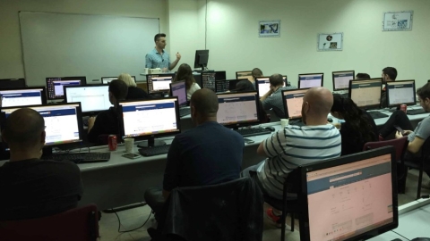 o_1fdca06421sv21pjo1nas13ekql1h.jpeg