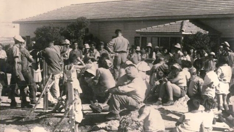 כפר מנחם חגיגת העצמאות 1948.jpg